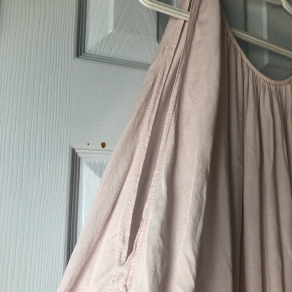 Open arm long sleeve top - Picture 2 of 7